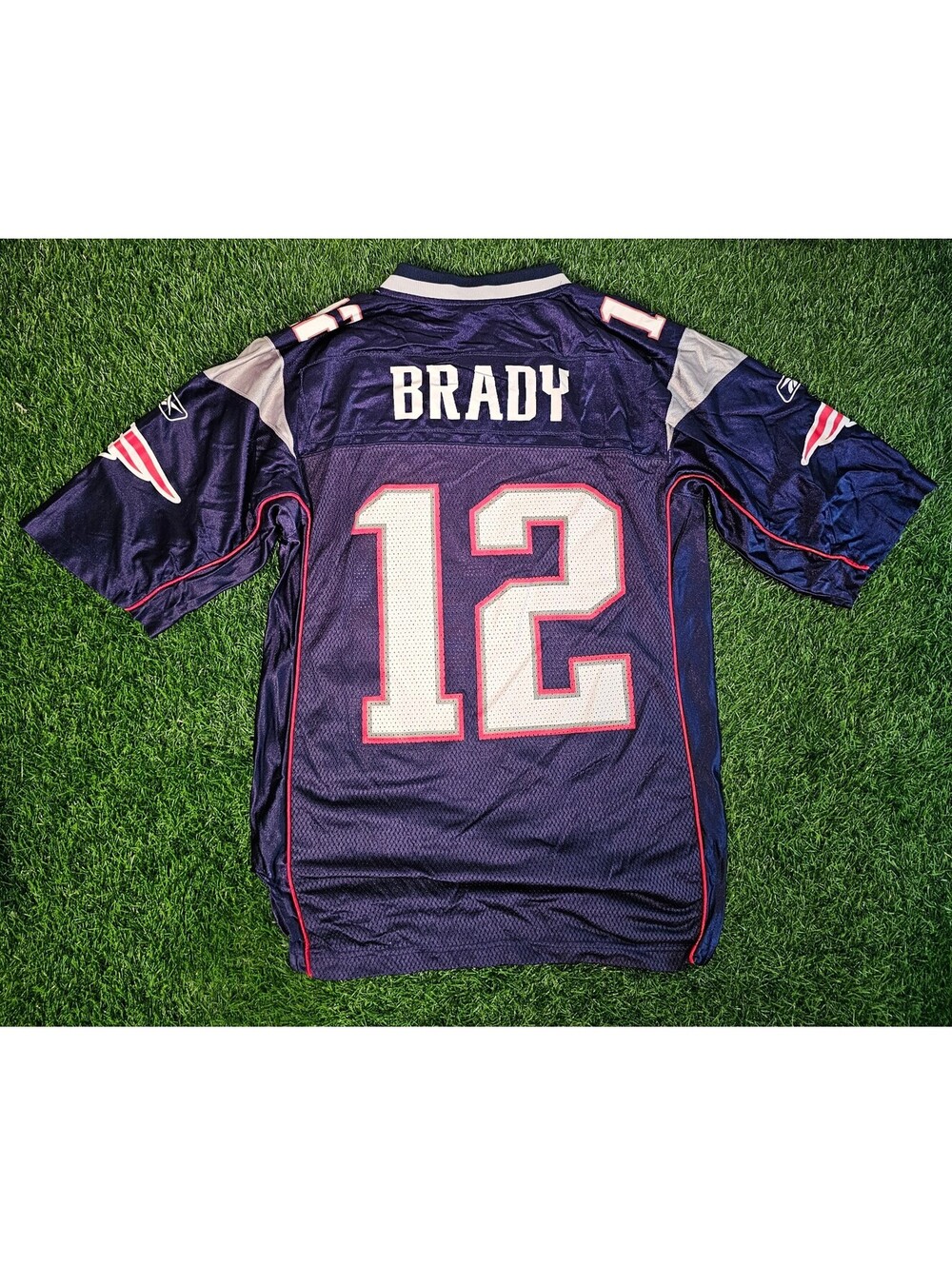 Reebok NFL New England Patriots Tom Brady #12 Football Jersey Size Small